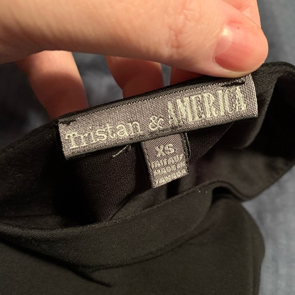 Xs (fits like a sm) black dress with back bow sash and tulle bottom detail - Picture 5 of 5